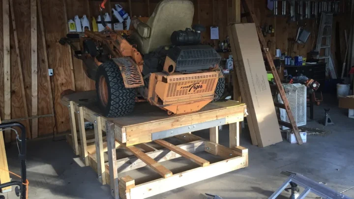 DIY Lawn Mower Lift: Build It Yourself for Easy Maintenance